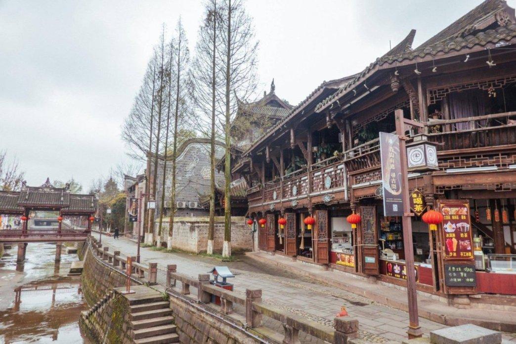 美丽乡村别墅逃生